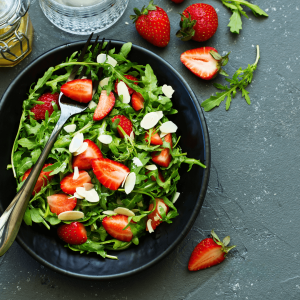 Strawberry spinach salad with balsamic vinaigrette