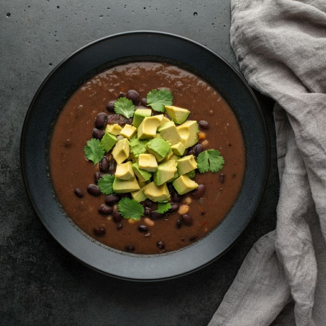 Spicy Black Bean Soup with Cilantro and Lime - PLABCurlove