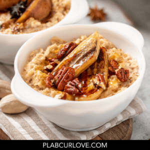 Cinnamon Oatmeal with Caramelized Bananas - plabcurlove.com