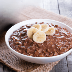 Chocolate Peanut Butter Oatmeal Bowl - plabcurlove.com/recipes