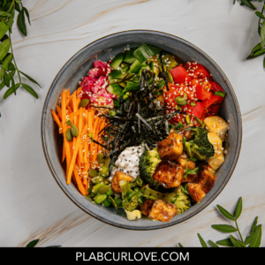 Rainbow Veggie Rice Bowl with Teriyaki Tofu - plabcurlove.com/recipes