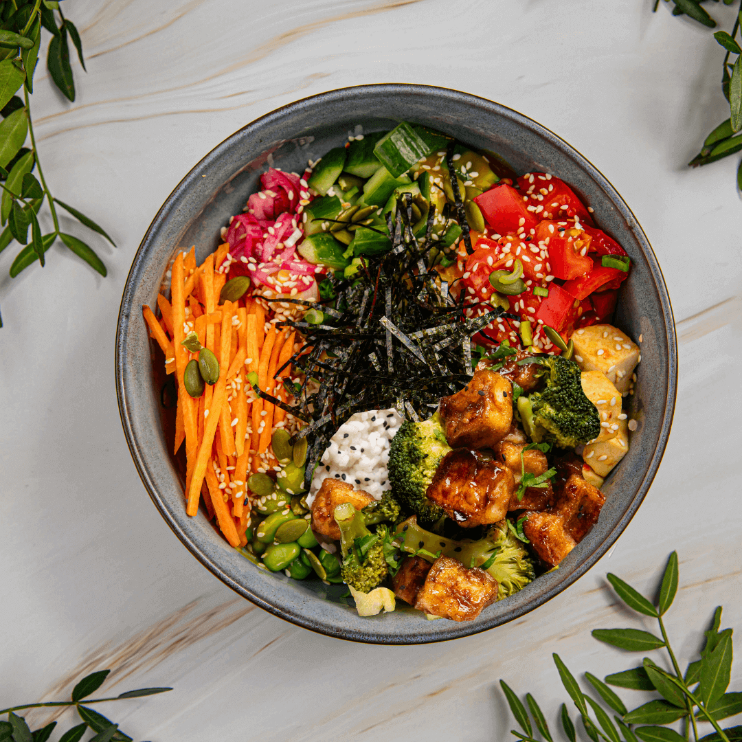 Rainbow Veggie Rice Bowl with Teriyaki Tofu - plabcurlove.com/recipes